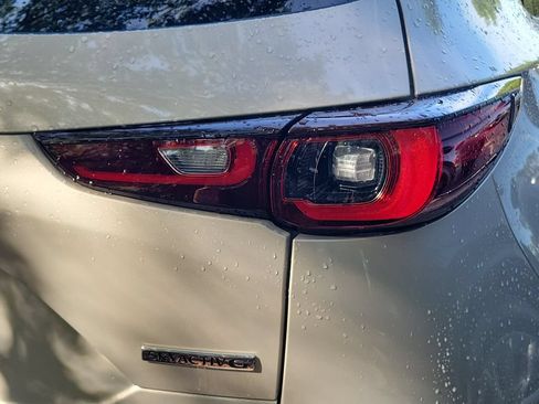 Used 2025 MAZDA CX-5 AWD 2.5 S w/ Select Package image 19