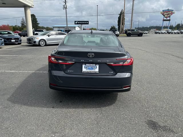 Used 2025 Toyota Camry LE FWD image 3