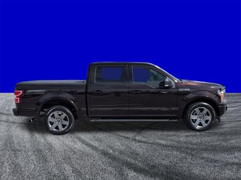 Used 2018 Ford F150 XLT w/ Equipment Group 302A Luxury RWD image 3