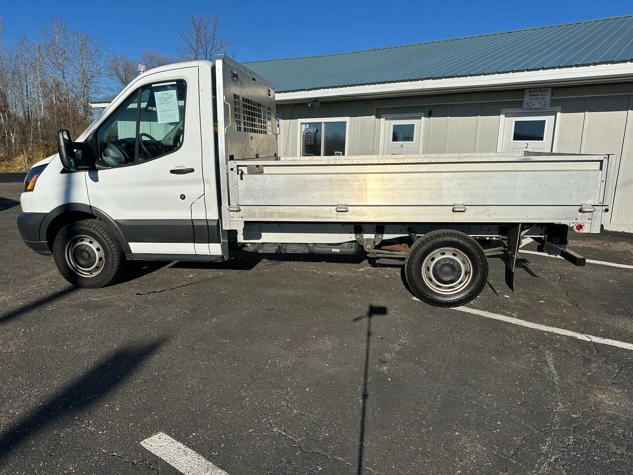 Used 2018 Ford Transit 250 138 RWD image 8
