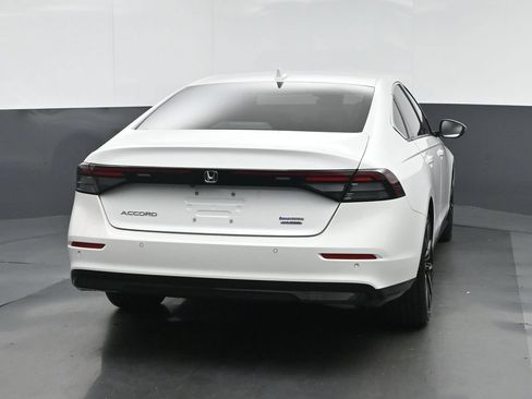 Used 2023 Honda Accord Touring image 6