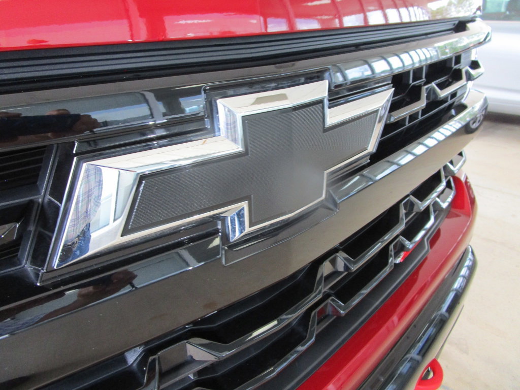 Used 2025 Chevrolet Silverado 1500 LT Trail Boss w/ Convenience Package II AWD/4WD image 32