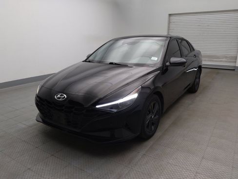 Used 2023 Hyundai Elantra SEL FWD image 15