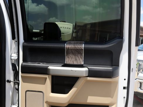 Used 2017 Ford F350 Lariat w/ Lariat Ultimate Package image 29