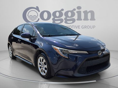 Used 2022 Toyota Corolla LE FWD image 8