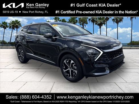 Certified 2025 Kia Sportage EX FWD image 1