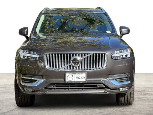 Certified 2025 Volvo XC90 B6 Ultra w/ Protection Package Premier image 10