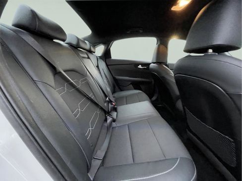 Used 2023 Kia Forte GT-Line image 18