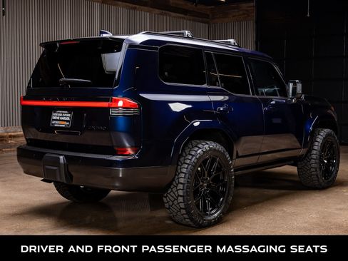 Used 2025 Lexus GX 550 w/ Accessory Package (2T) image 10