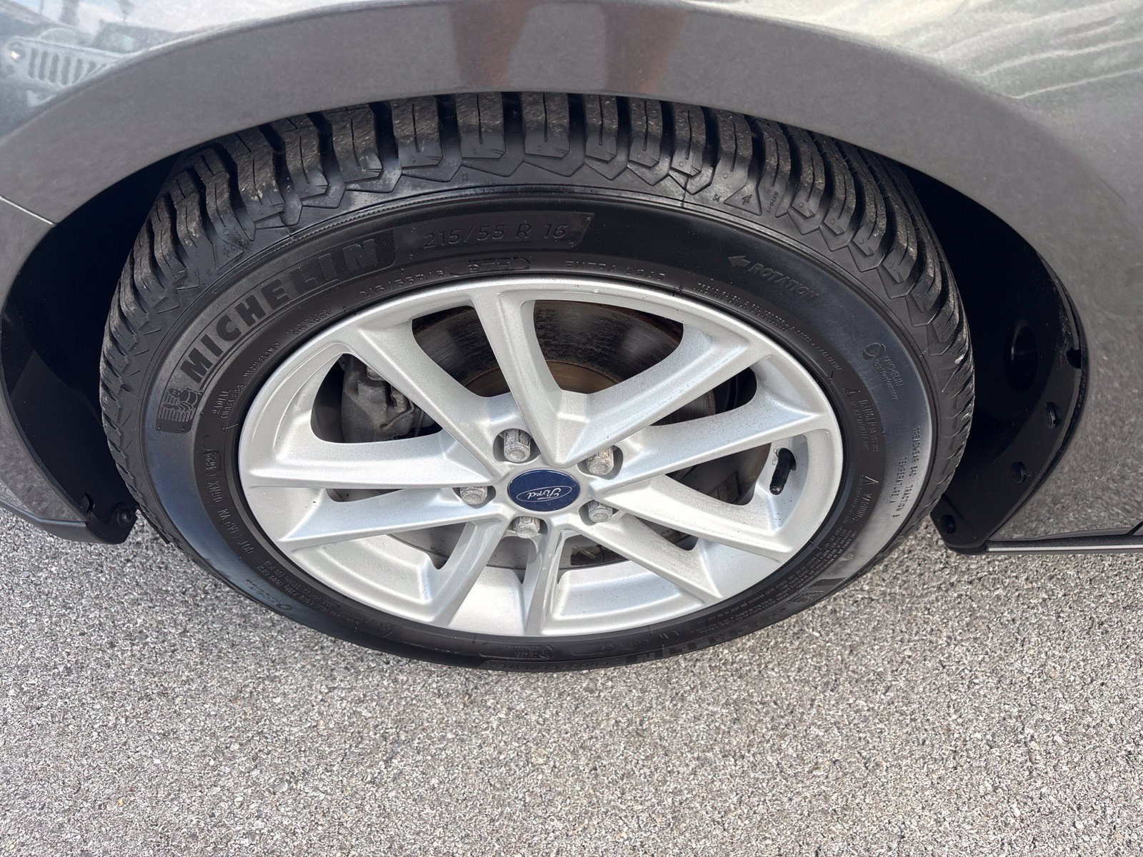 Used 2018 Ford Focus SE FWD image 10