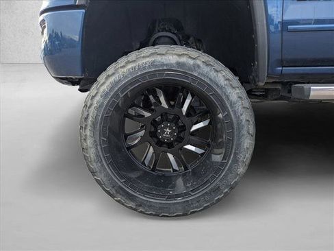 Used 2017 GMC Sierra 1500 Denali w/ Denali Ultimate Package AWD/4WD image 18