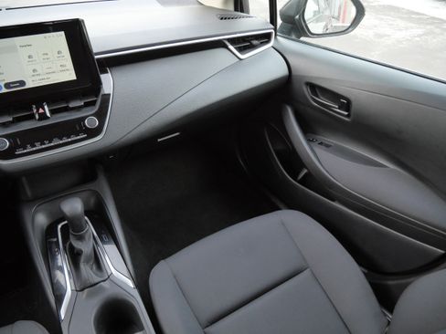 Certified 2024 Toyota Corolla LE image 12