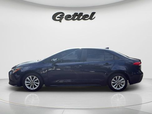 Used 2024 Toyota Corolla LE w/ LE Convenience Package FWD image 8