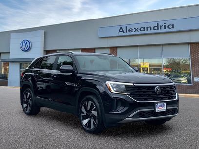 Certified 2024 Volkswagen Atlas Cross Sport SE w/ Panoramic Sunroof Package