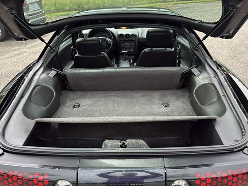 Used 2000 Pontiac Firebird Formula w/ Security Pkg RWD image 17