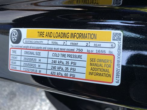 Used 2023 Chevrolet Traverse Premier w/ Redline Edition FWD image 40