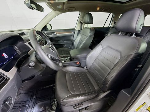 Used 2020 Volkswagen Atlas SEL R-Line AWD/4WD image 5