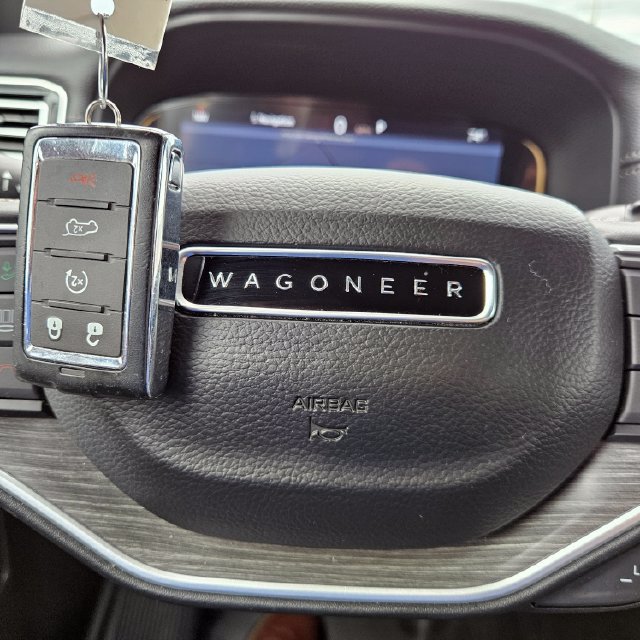 Used 2024 Jeep Wagoneer Series II AWD/4WD image 41