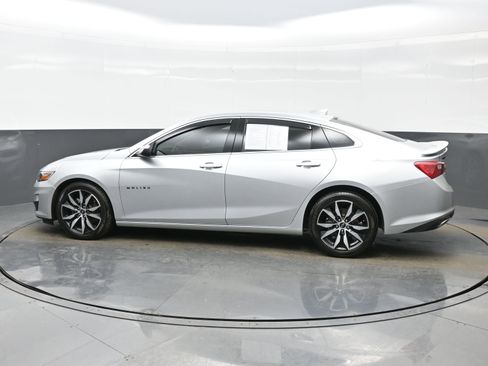 Used 2022 Chevrolet Malibu RS image 3