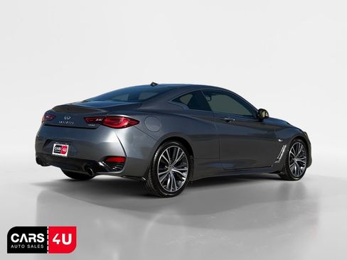 Used 2019 INFINITI Q60 3.0t Luxe w/ Essential Package RWD image 7