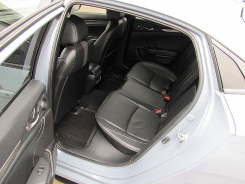 Used 2020 Honda Civic Sport Touring image 9