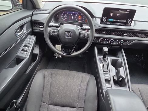Used 2025 Honda Accord SE image 14