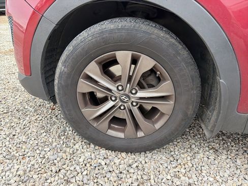 Used 2013 Hyundai Santa Fe Sport image 8