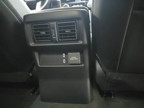 Used 2025 Toyota 4Runner TRD Off-Road image 9