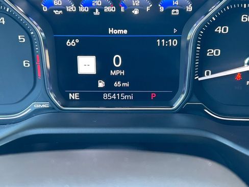 Used 2021 GMC Yukon Denali w/ Denali Premium Package image 44