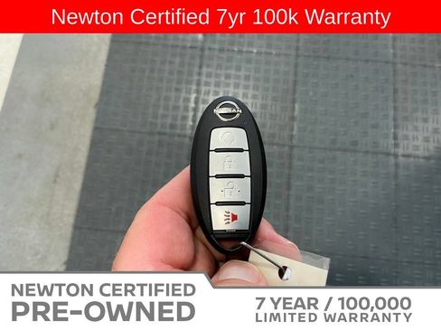 Used 2025 Nissan Frontier PRO-4X w/ Pro Premium Package AWD/4WD image 43