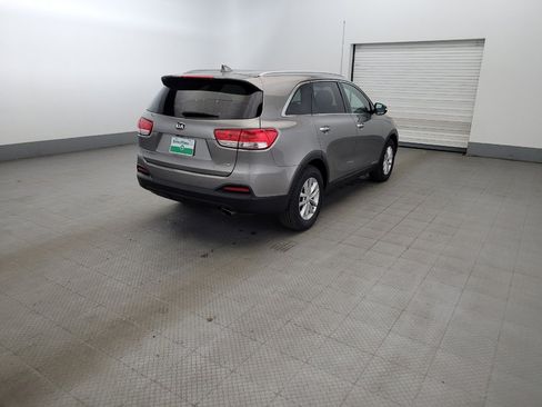Used 2018 Kia Sorento LX w/ LX V6 Convenience Package AWD/4WD image 9