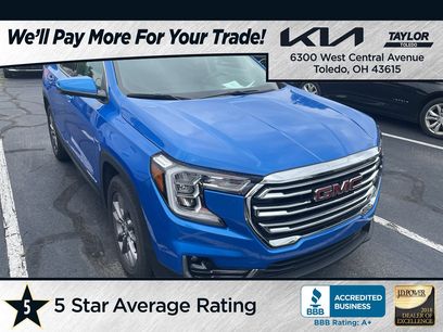 Used 2024 GMC Terrain SLT