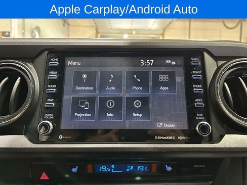 Used 2020 Toyota Tacoma SR5 AWD/4WD image 4