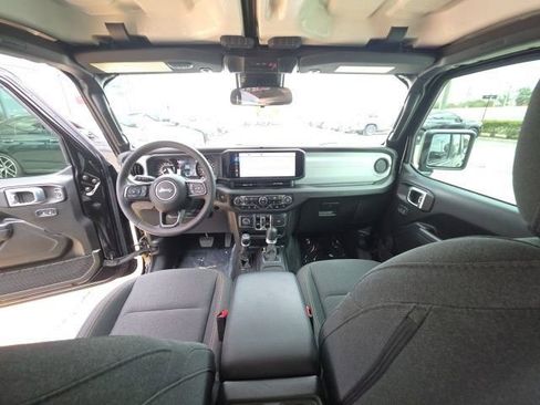 Used 2024 Jeep Wrangler Sport S image 27