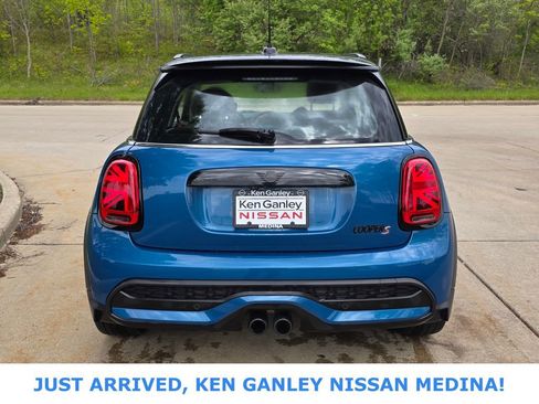 Used 2023 MINI Cooper S FWD image 4