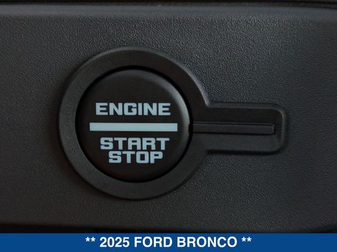 New 2025 Ford Bronco Badlands AWD/4WD image 72