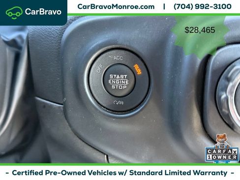 Used 2023 Jeep Wrangler Unlimited Sahara AWD/4WD image 43