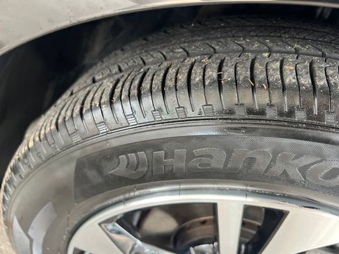 Certified 2023 Nissan Sentra SV FWD image 35