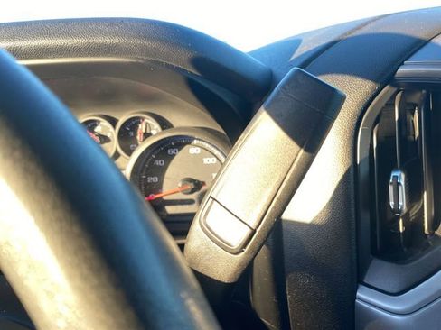 Used 2019 Chevrolet Silverado 1500 Custom Trail Boss w/ Custom Convenience Package image 16