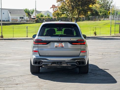 Certified 2025 BMW X7 M60i image 6