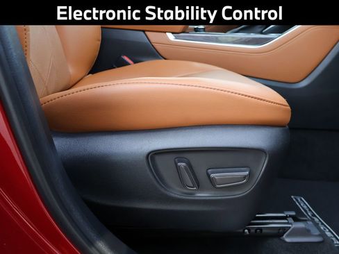 Used 2023 Toyota Highlander Platinum image 13