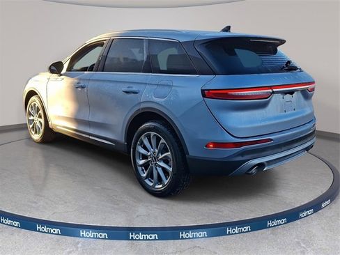 Used 2022 Lincoln Corsair AWD w/ Premium Package image 7