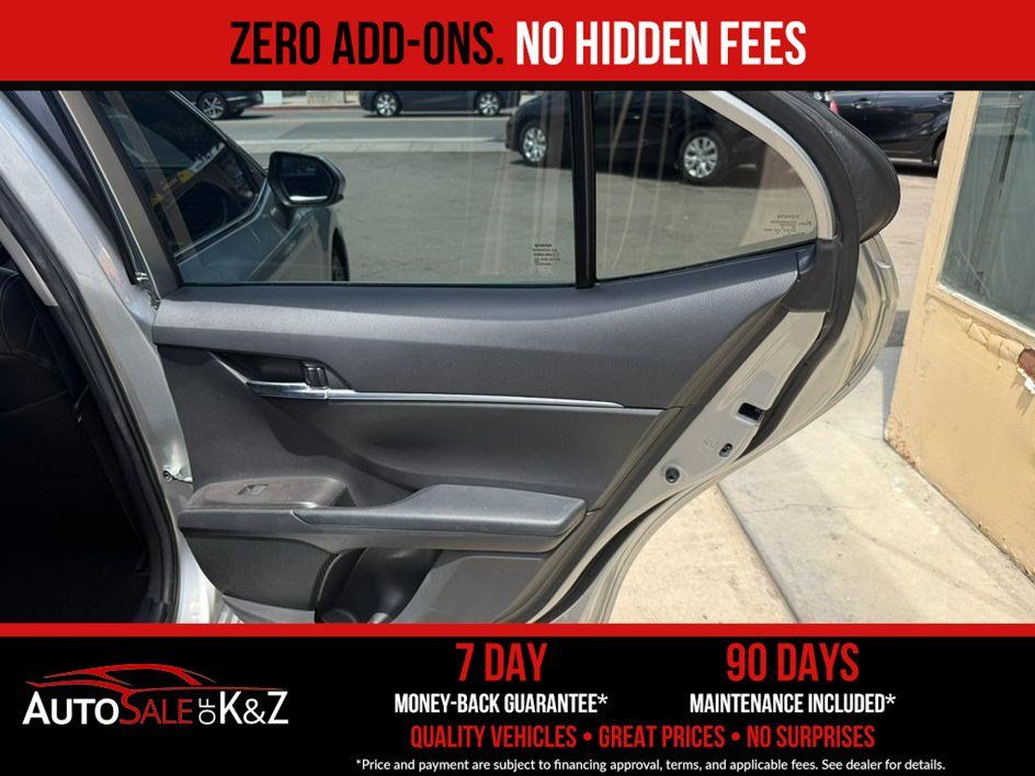 Used 2021 Toyota Camry SE FWD image 25