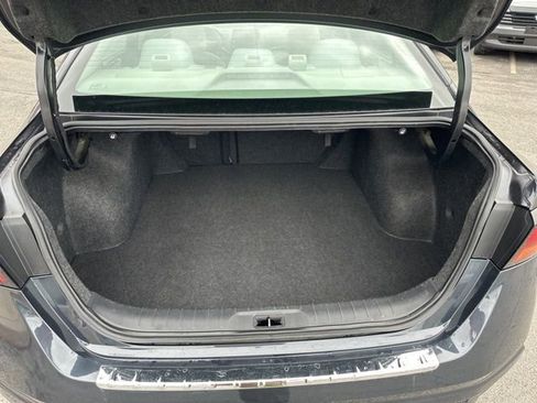 Certified 2021 Nissan Altima 2.5 SV w/ SV Premium Package image 10