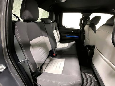 Certified 2025 Toyota Tacoma TRD Sport AWD/4WD image 28
