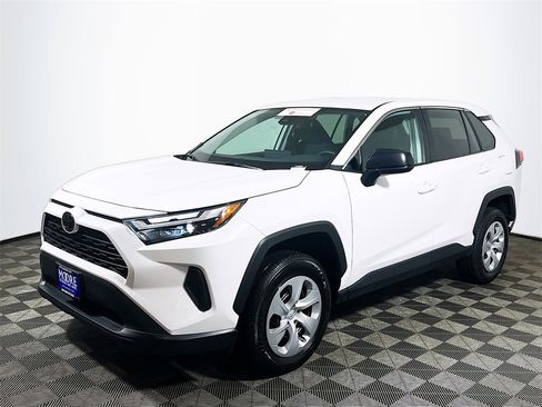 Certified 2024 Toyota RAV4 LE image 4