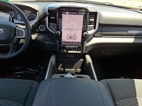 New 2026 RAM 2500 Big Horn AWD/4WD image 11