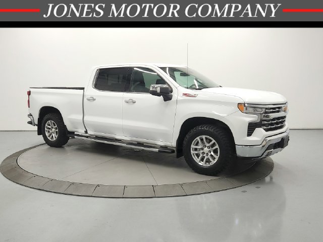 Used 2024 Chevrolet Silverado 1500 LTZ AWD/4WD image 1