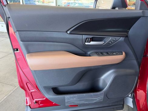 New 2026 Toyota Grand Highlander AWD Hybrid image 15