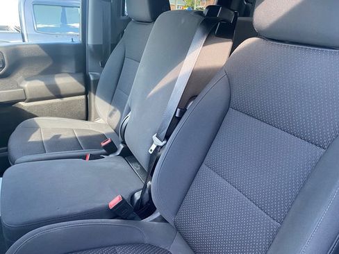 Used 2020 Chevrolet Silverado 2500 Custom w/ Custom Value Package image 14